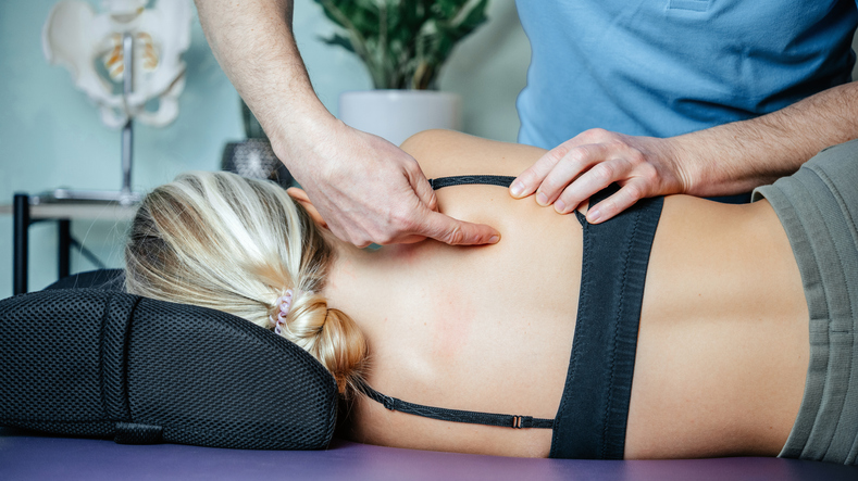 Why massage feels good for the rhomboid muscle